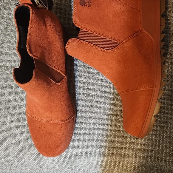 Sorel Evie Pull On Suede Booties - Picture 7 of 8